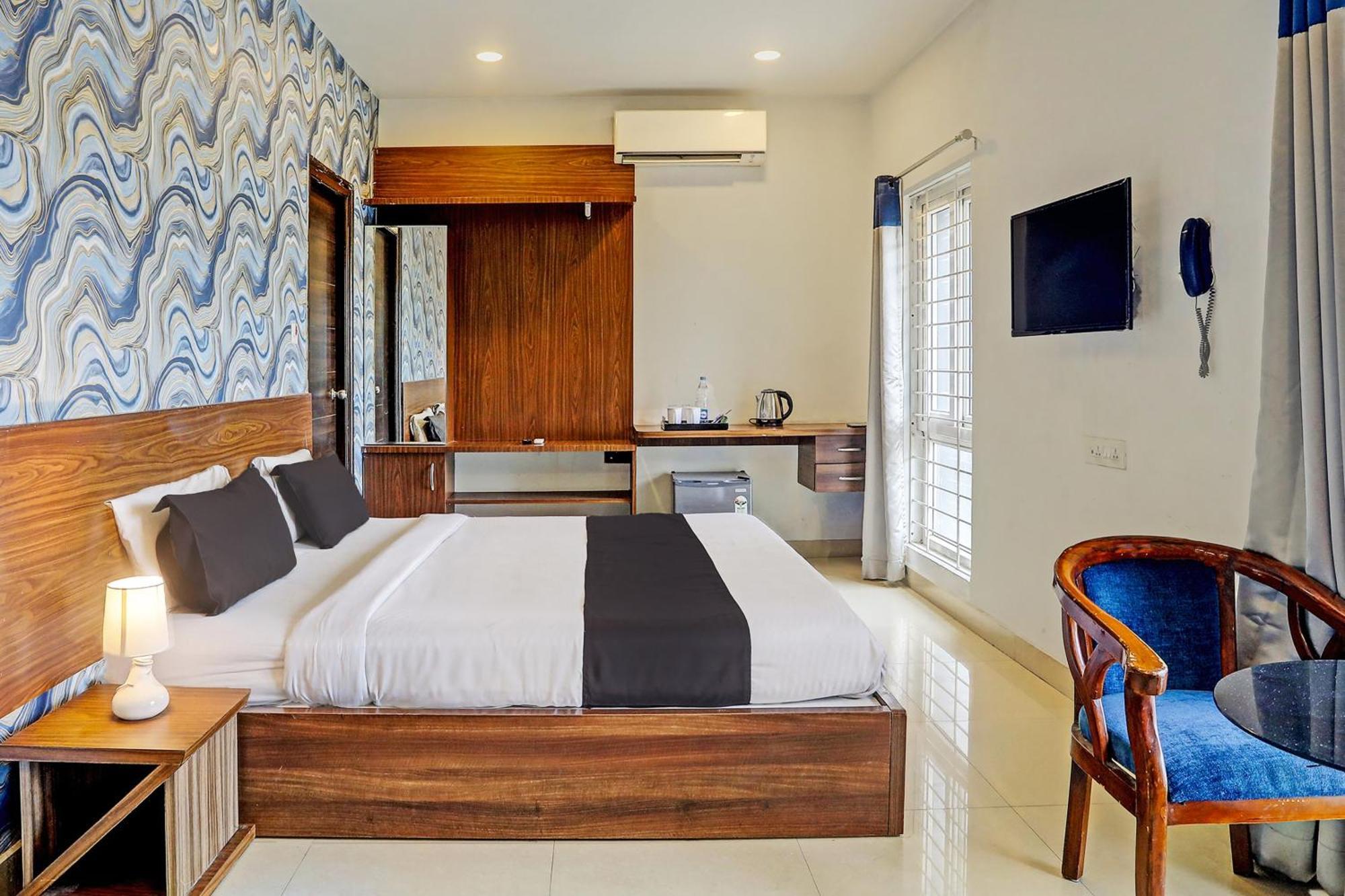 Lingampalli Collection O Ssr Royal Suites מראה חיצוני תמונה